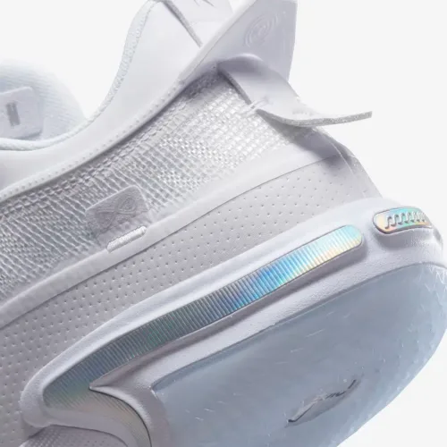 Image de l'article Jordan 36 Low Pure Money : une nouvelle version basse !