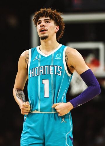 Image de l'article Maillot de LaMelo Ball : le retour du numéro 1 !