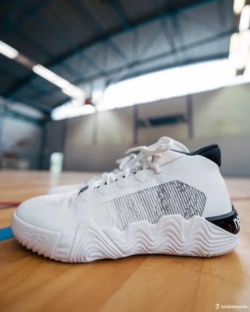 test new balance kawhi 2 basketpack
