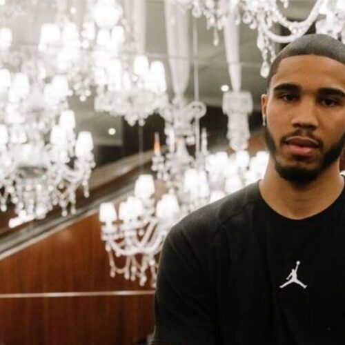 Image de l'article Jordan Tatum 1 : la première signature de 