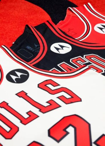 Image de l'article Maillot des Bulls : Motorola devient le sponsor pour la saison 2022-2023 !