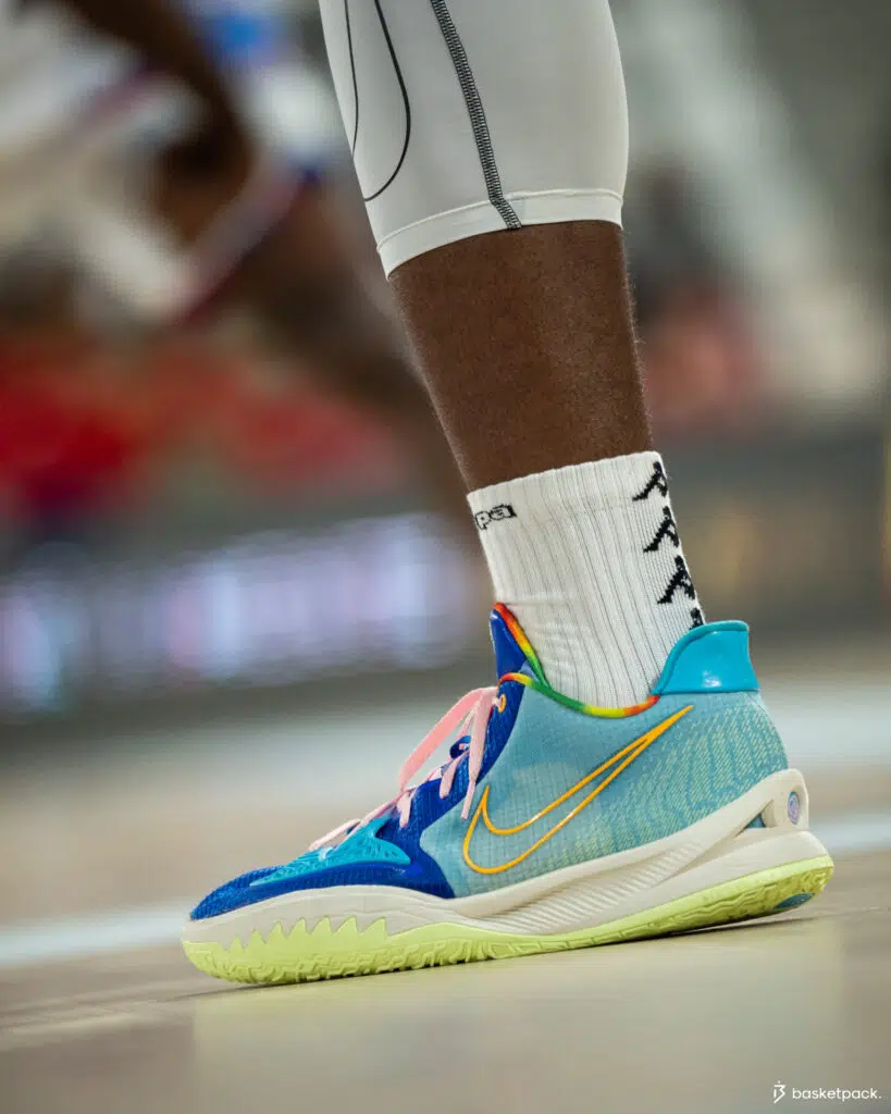 kyrie 7