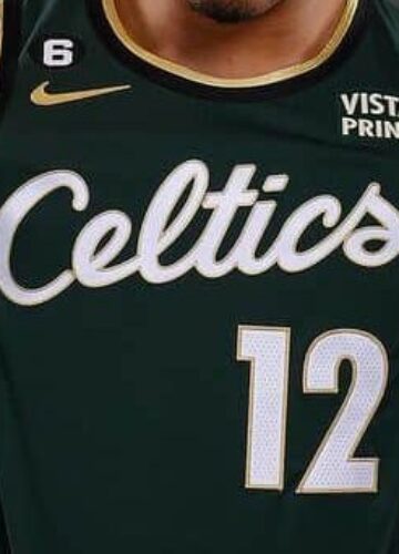 Image de l'article Maillot City Edition 2022-2023 des Boston Celtics : RIP Bill Russell