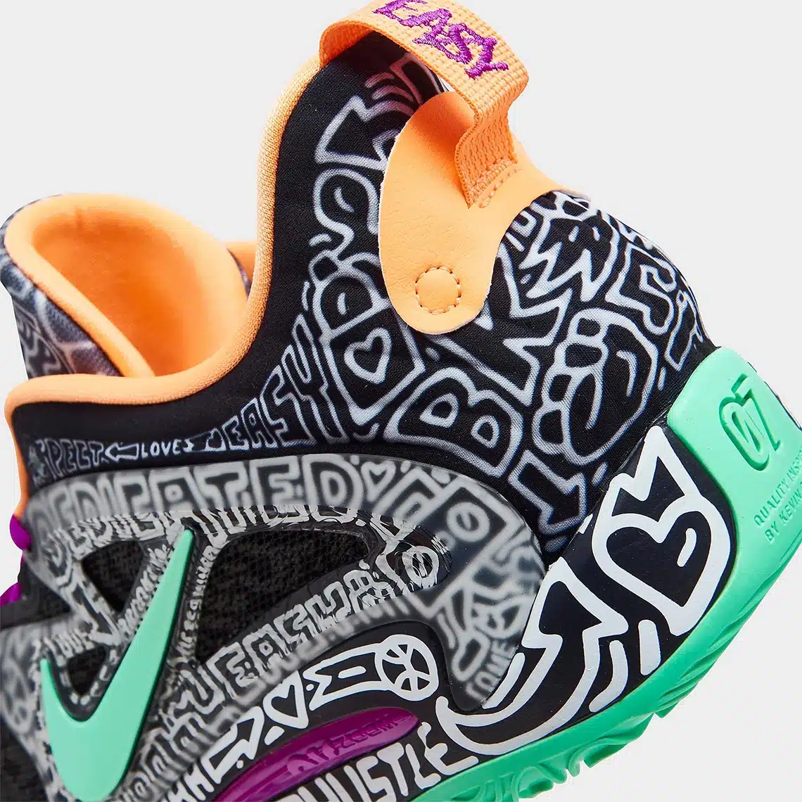 kd-15-brooklyn-graffiti-