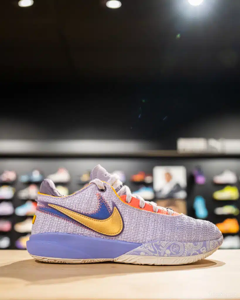 nike lebron 20