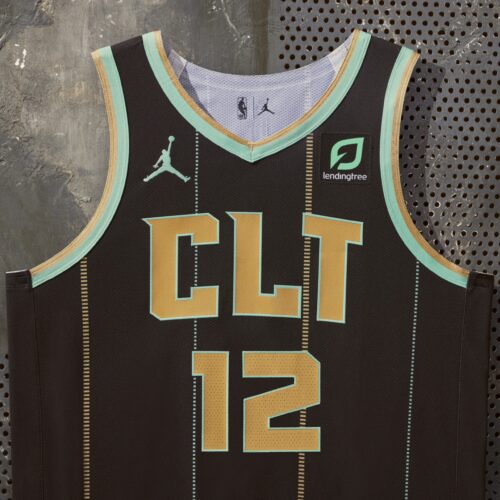 Image de l'article Maillot City Edition 2022-2023 des Hornets : l'histoire financière de Charlotte !