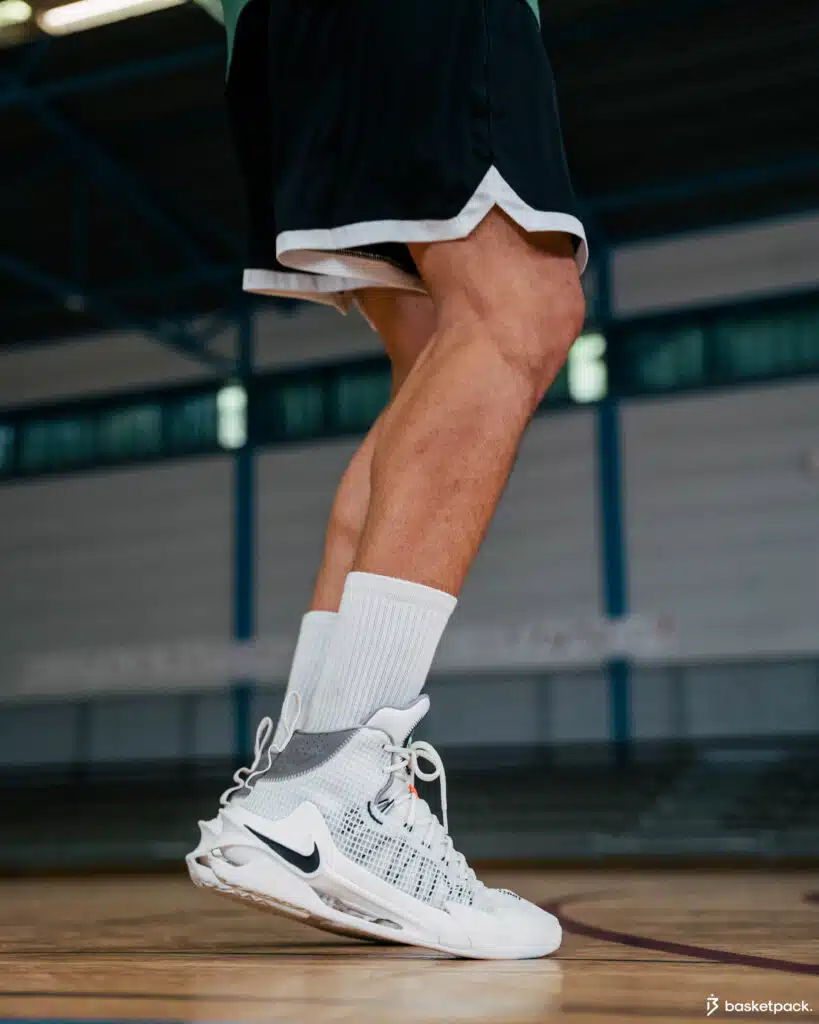 comment choisir chaussure de basketball pour un interieur