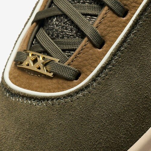 Image de l'article LeBron 20 Olive Suede : un coloris ultra original !