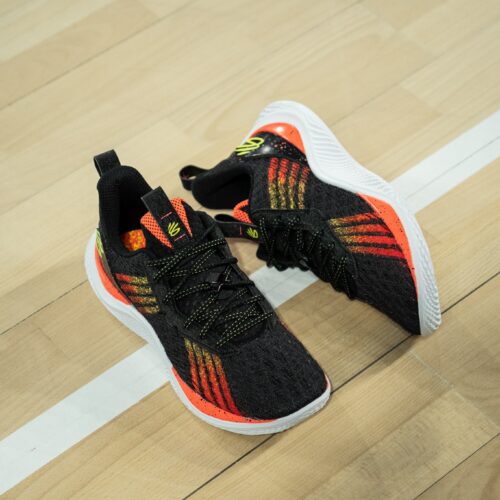 Image de l'article Curry 10 : les premières images officielles de la chaussure !