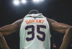 Image de l'article Maillot de Kevin Durant aux Suns : les premières images officielles !