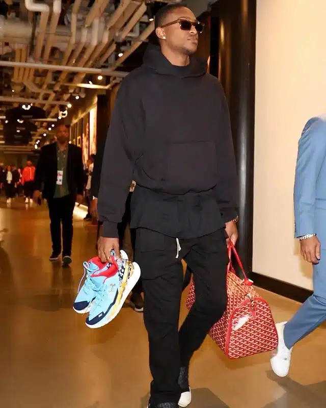 de aaron fox sous contrat avec under armour curry 10