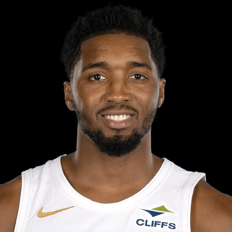 donovan mitchell chaussures maillots histoire