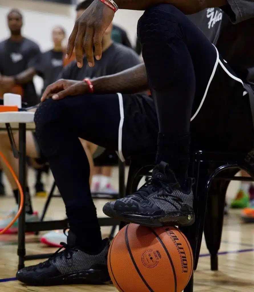 kyrie irving vers anta