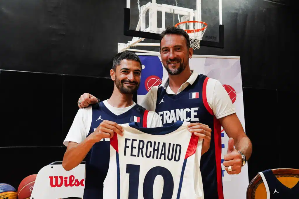 famille bleue intersport nantes basket france canada