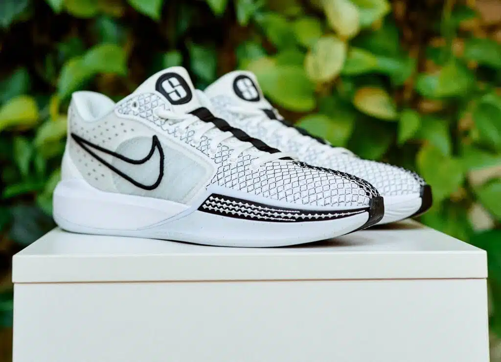 nike sabrina 1 magnetic