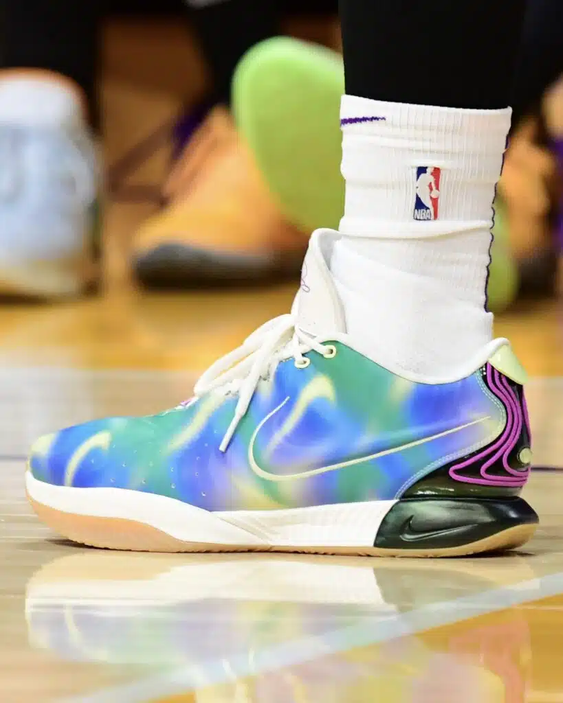 lebron 21
