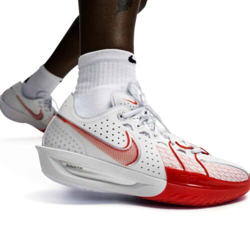 Image de l'article Nike GT Cut 3 : la paire débarque en France !