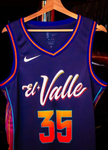 Image de l'article Maillot City Edition des Phoenix Suns : le shooting basketpack