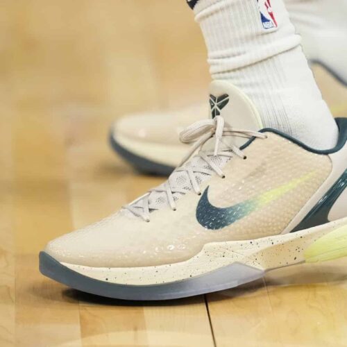 Image de l'article Kobe 6 Deer Hunter : Tyrese Haliburton chasse les Bucks !