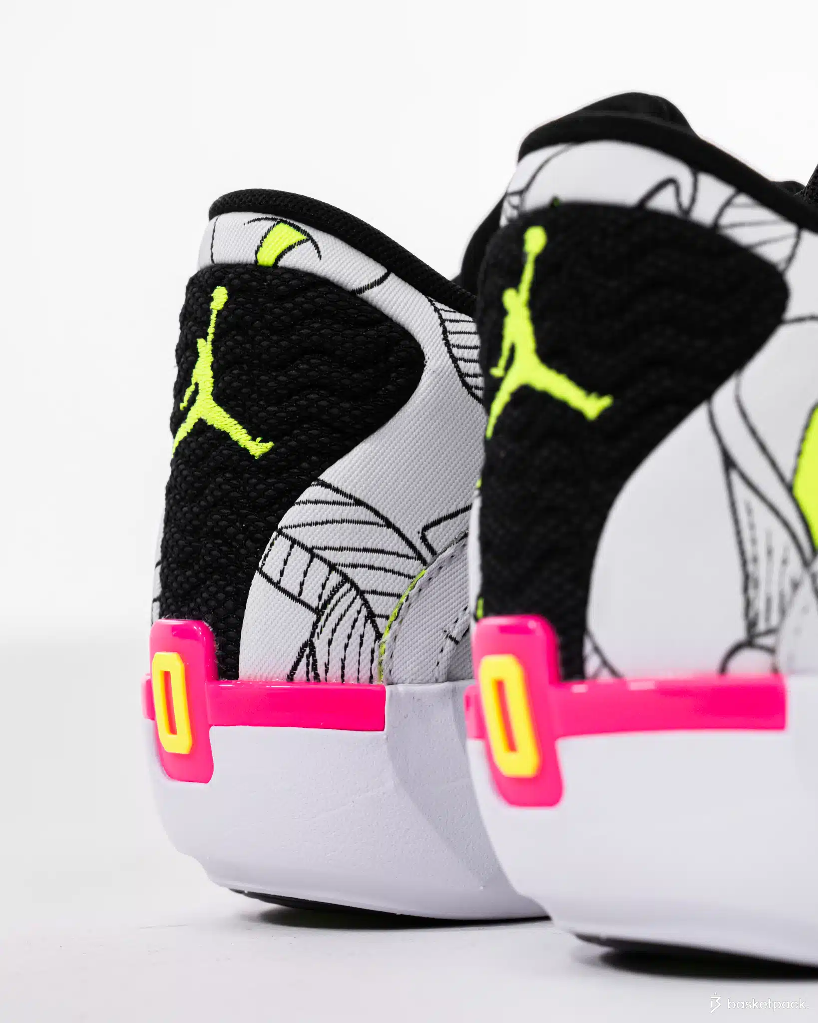 unboxing jordan tatum 2 mommas boy