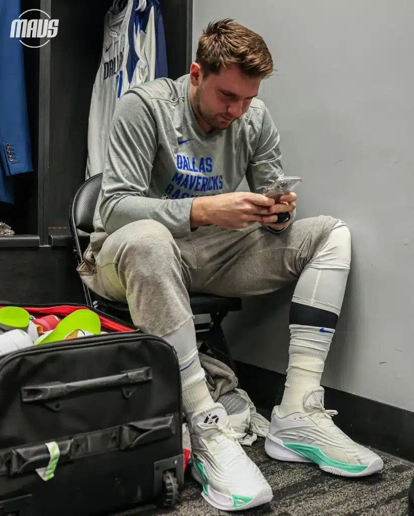 jordan luka 3 doncic playoffs nba