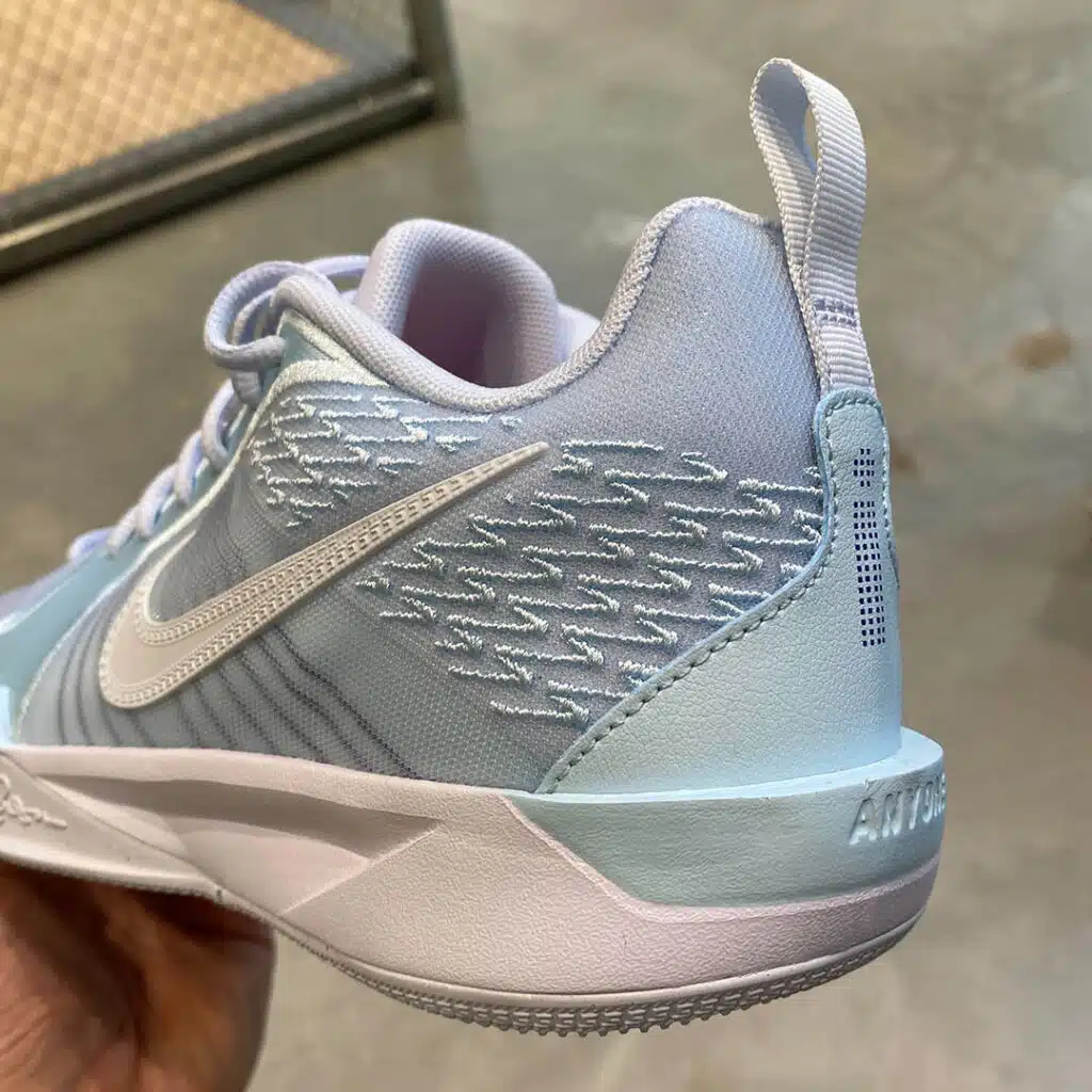 nike sabrina 2 conductor