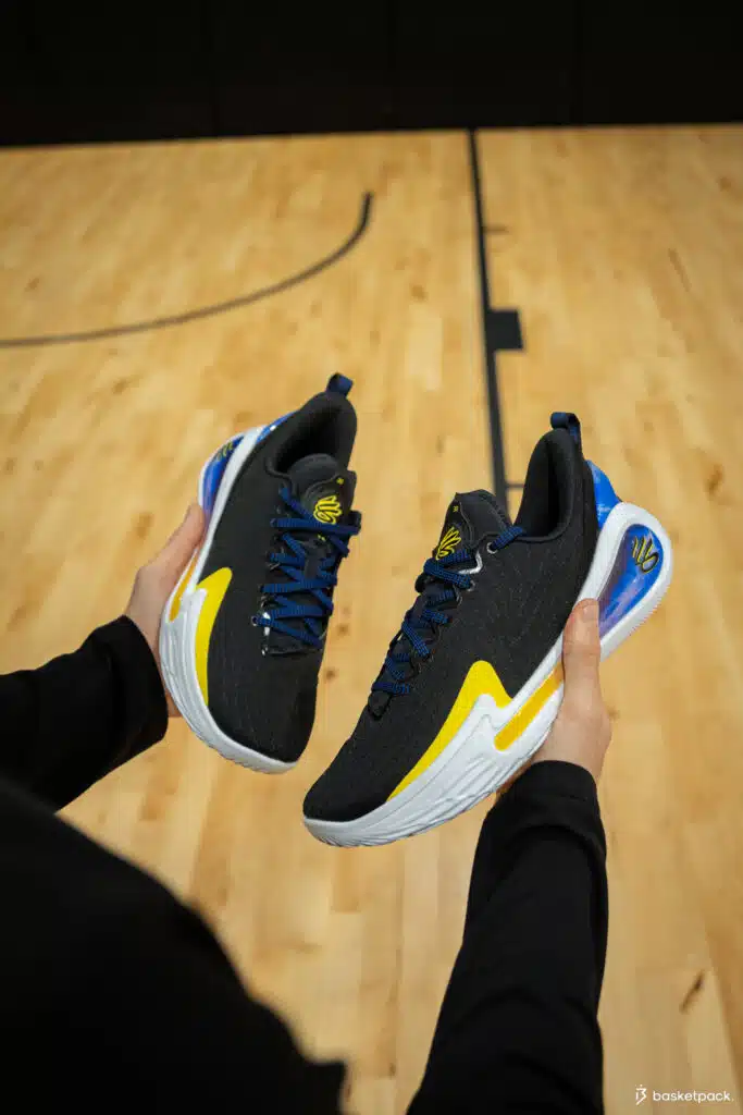 idee cadeau noel basket 2025 under armour curry 12