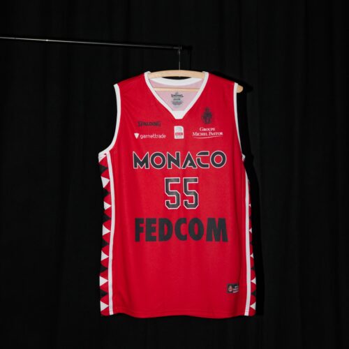 Image de l'article Un maillot rétro pour l’AS Monaco Basket