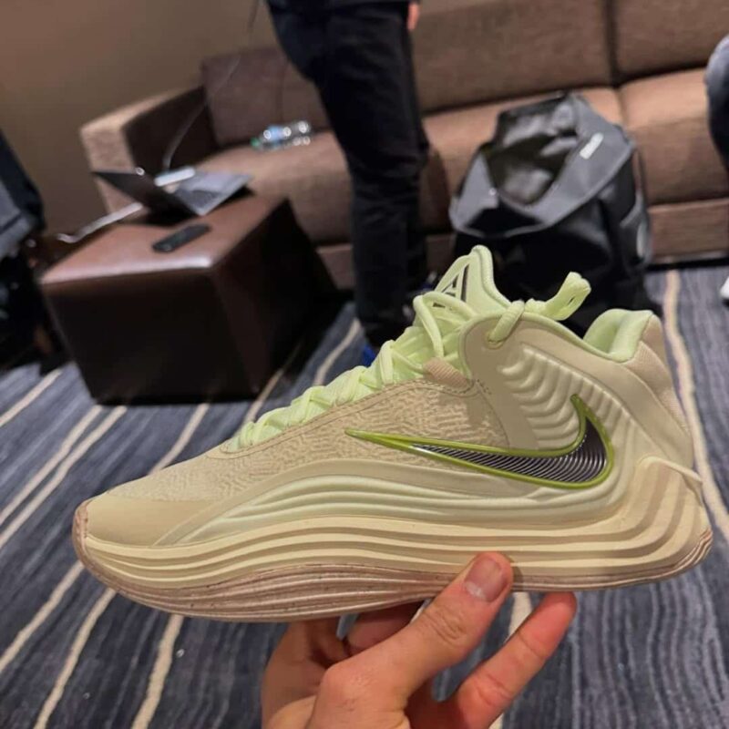 nike zoom freak 7 giannis antetokounmpo