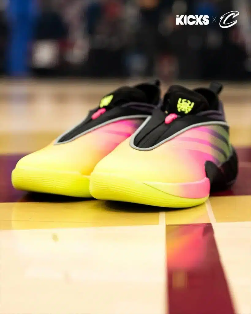 adidas don issue 7 chaussure donovan mitchell playoffs