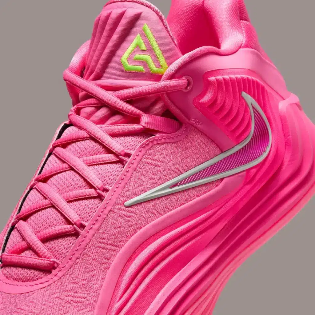 nike giannis freak 7 live wire