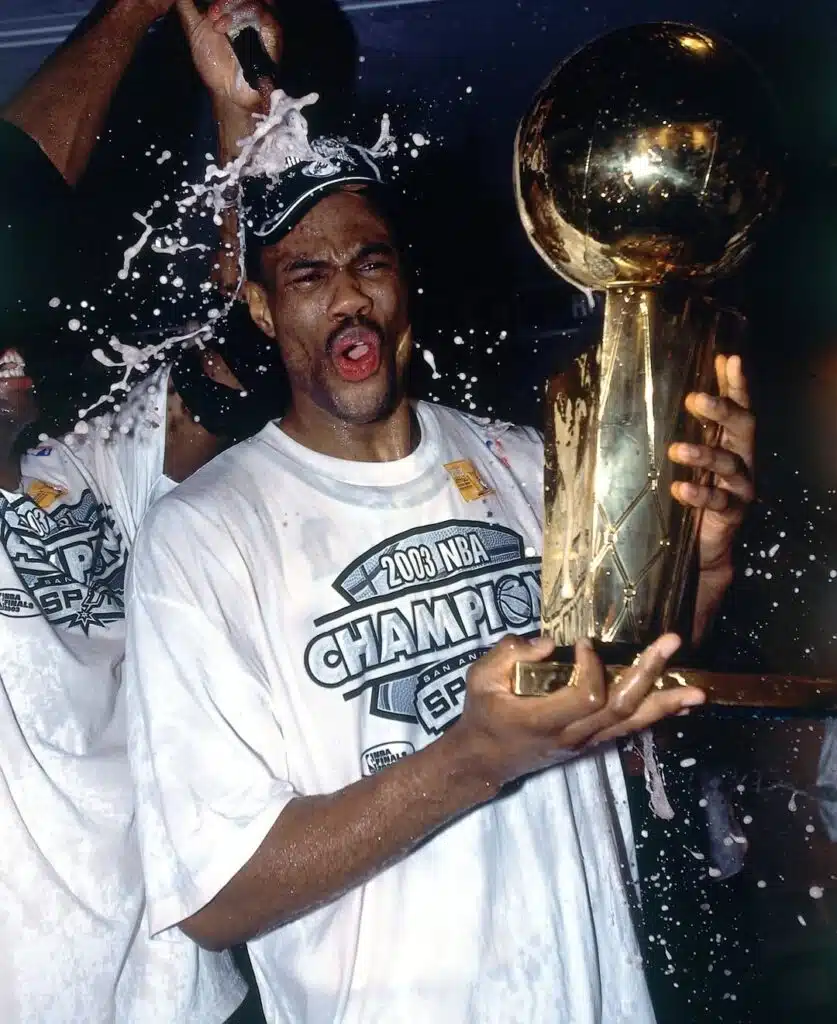 pourquoi les san antonio spurs s'apellent les spurs