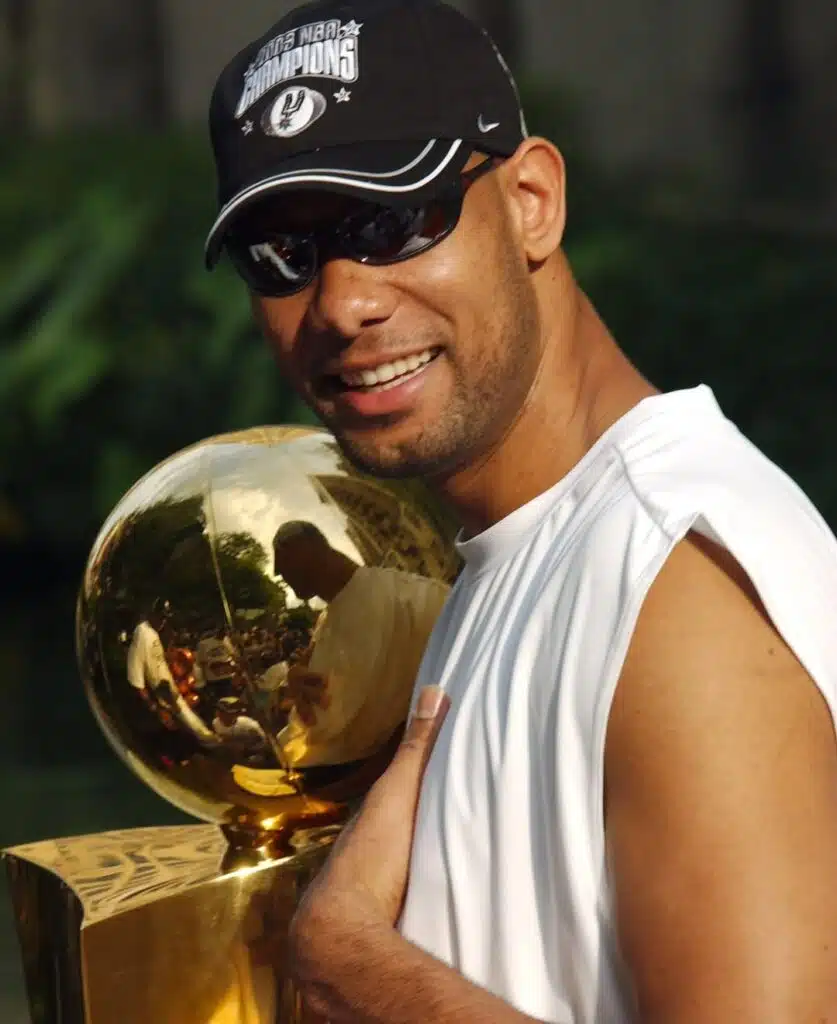 pourquoi les san antonio spurs s'apellent les spurs