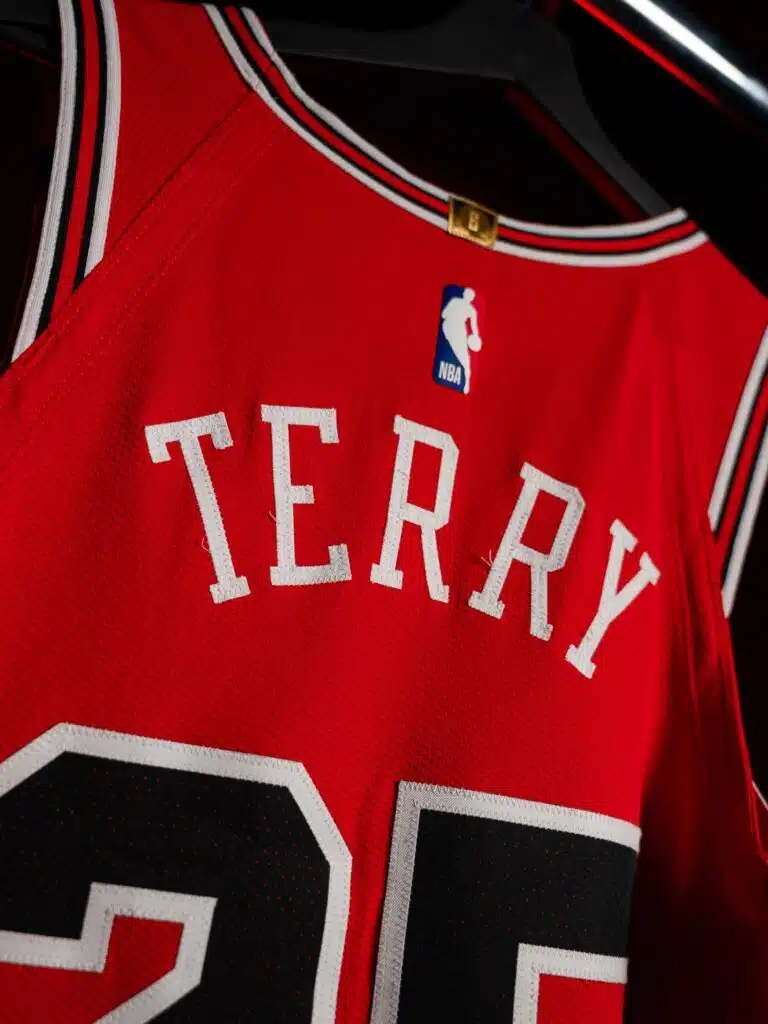 matchwornshirt mws partenariat nba enchere maillot icon bulls 2024 2025