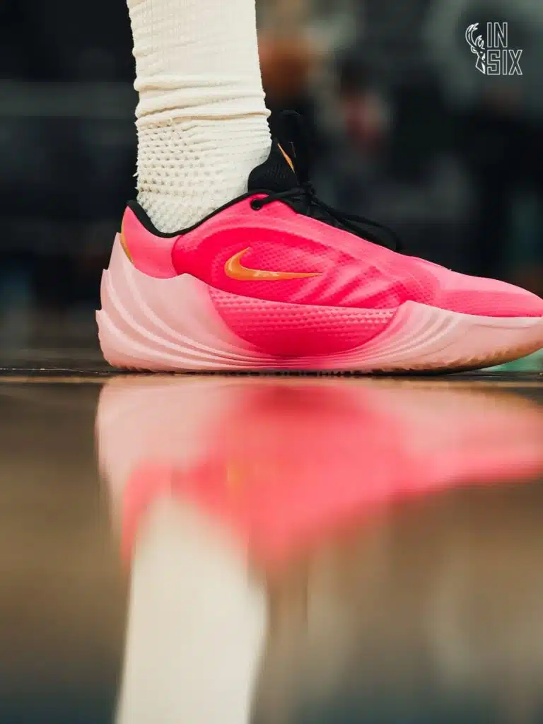 nike giannis freak 8