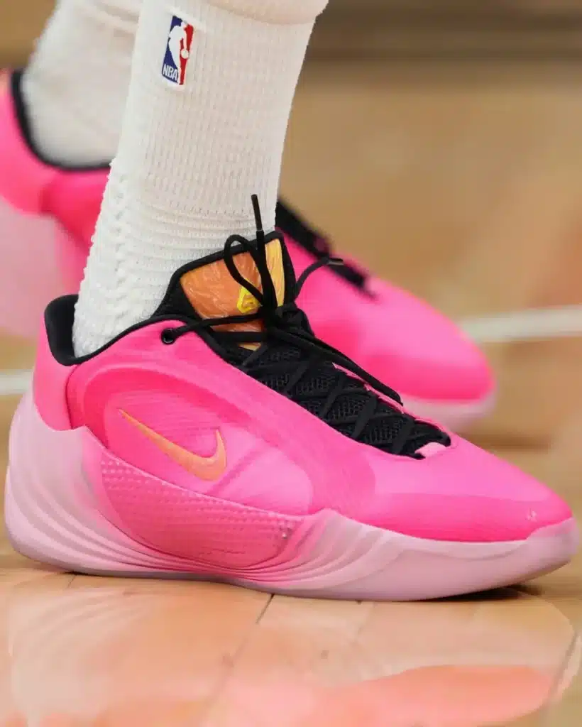 nike giannis freak 8