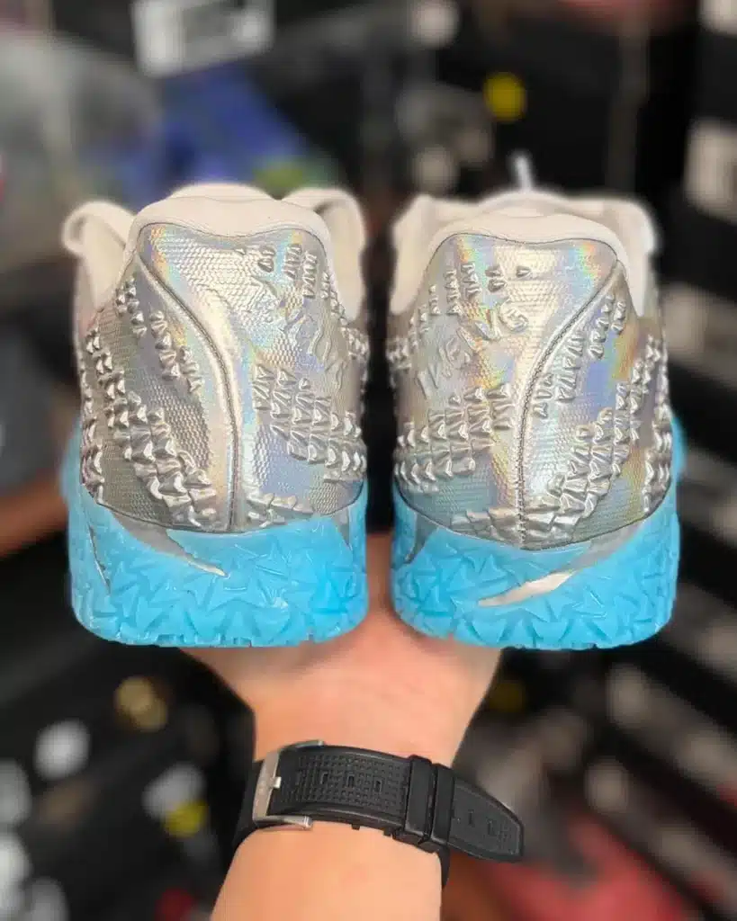 nike ja 3 jurassic park metallic silver
