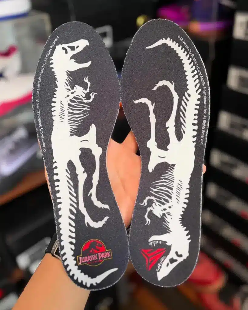 nike ja 3 jurassic park metallic silver