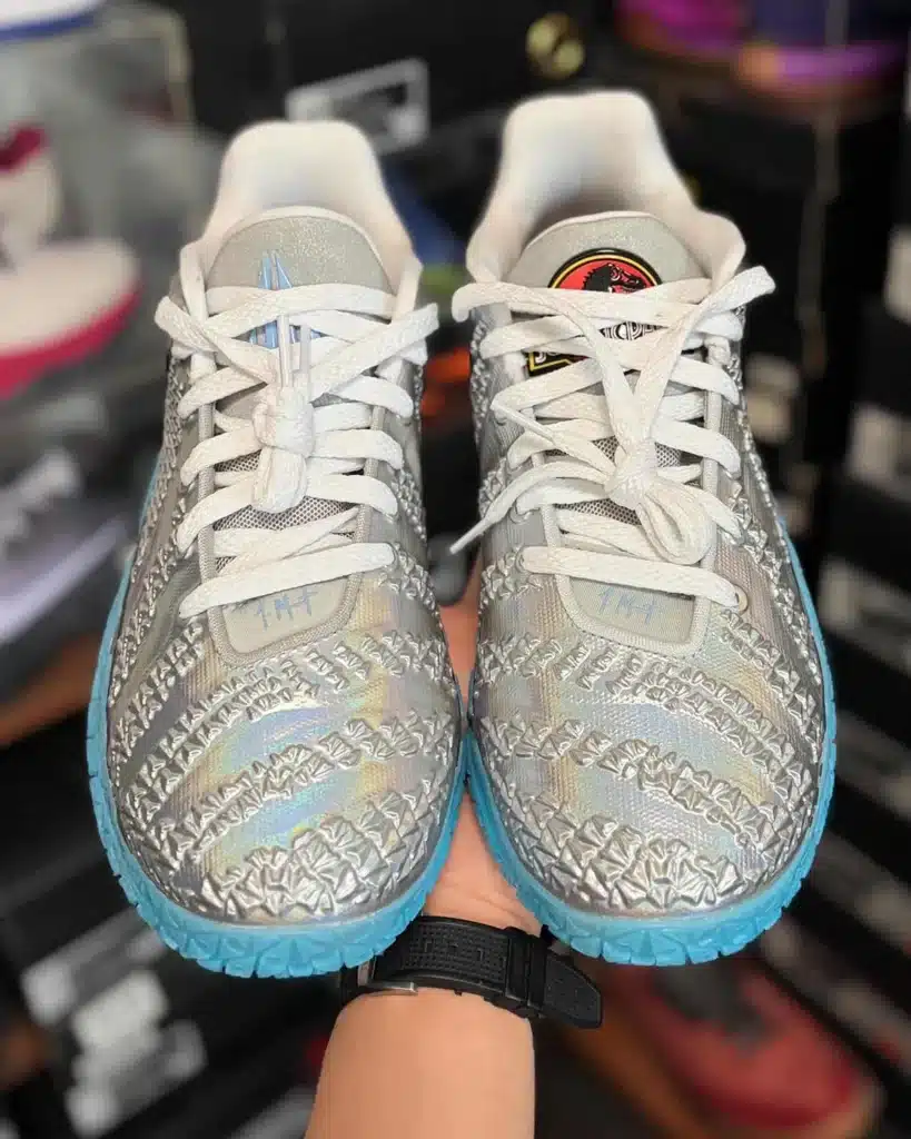 nike ja 3 jurassic park metallic silver