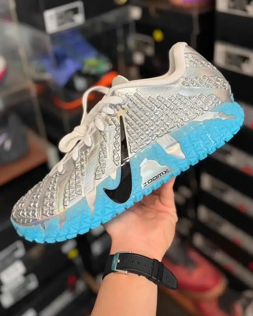 nike ja 3 jurassic park metallic silver
