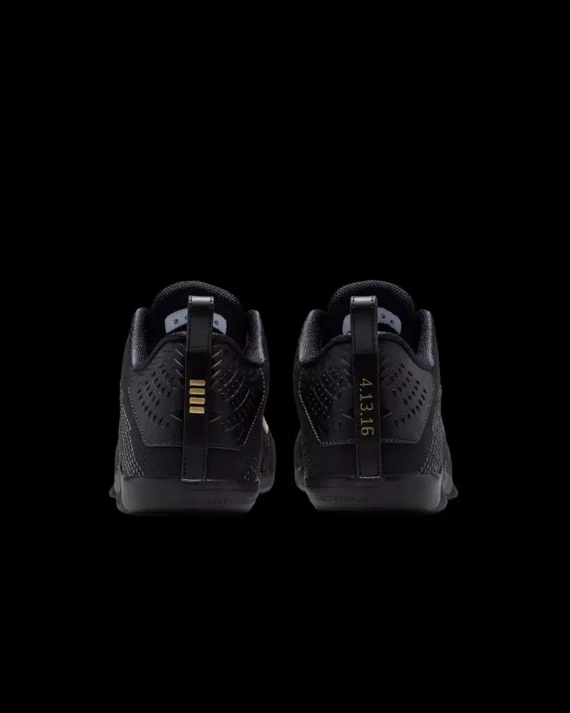 nike kobe 11 protro fade to black