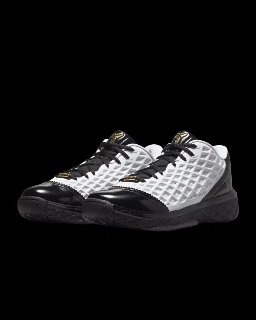 nike kobe 3 low protro mambacita