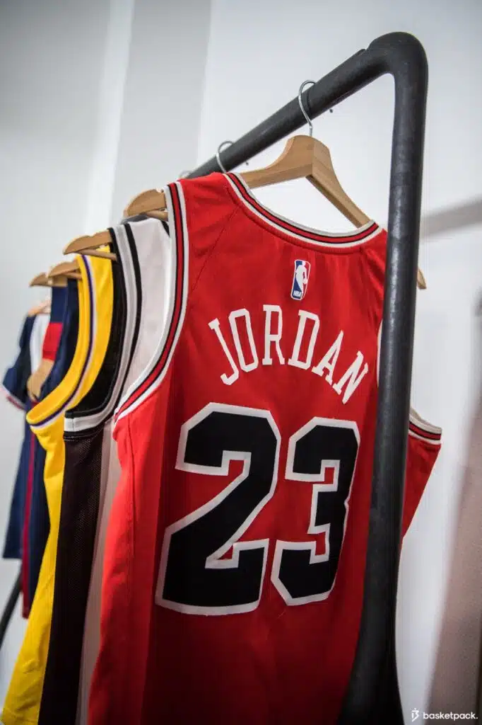 reconnaitre maillot nba fake contrefacon
