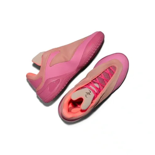 Image de l'article La Shai 001 Lace Up avec lacets est disponible en France !