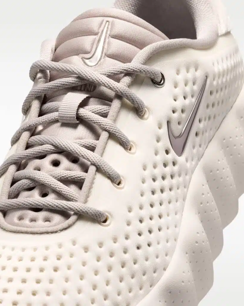 nike mind 002